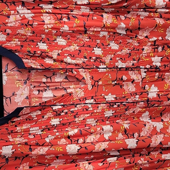 Old Navy Pintuck Blouse XXL - Picture 4 of 4